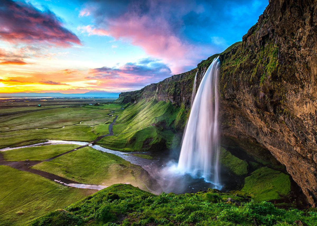 seljalandsfoss-most-instagrammed-waterfalls-world-1200x855